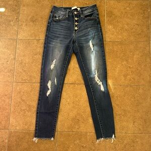 Kancan Dark Wash distressed skinny jeans size 3/25